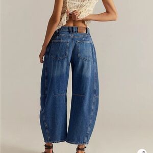 We The Free CRVY Venus Barrel Jeans